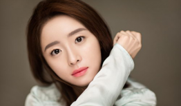 娱乐圈吃瓜喜剧女星是谁,揭秘“吃瓜喜剧女星”背后的故事