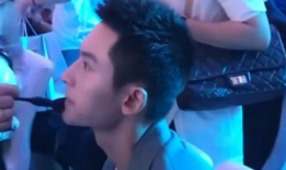 吃瓜汁的娱乐圈,吃瓜汁背后的明星秘闻